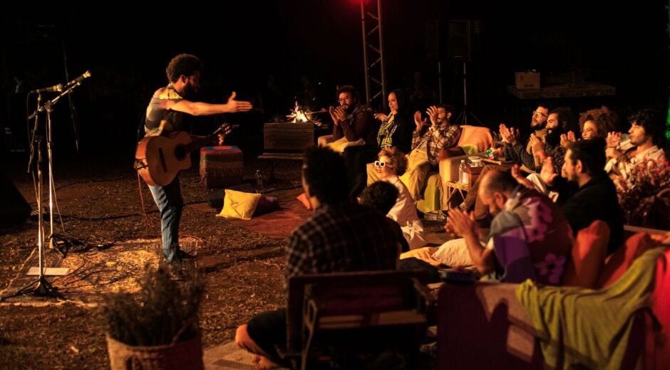 Frevos autorais e canções inéditas integram show da Reverbo nesta quinta (4) no Paço do Frevo