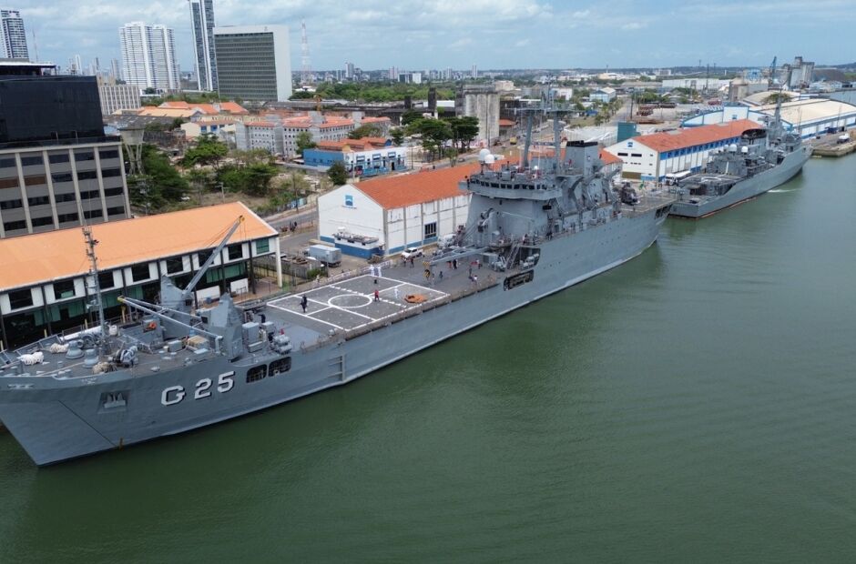 Visitação a navios da Marinha do Brasil movimenta Porto do Recife; saiba como conhecer