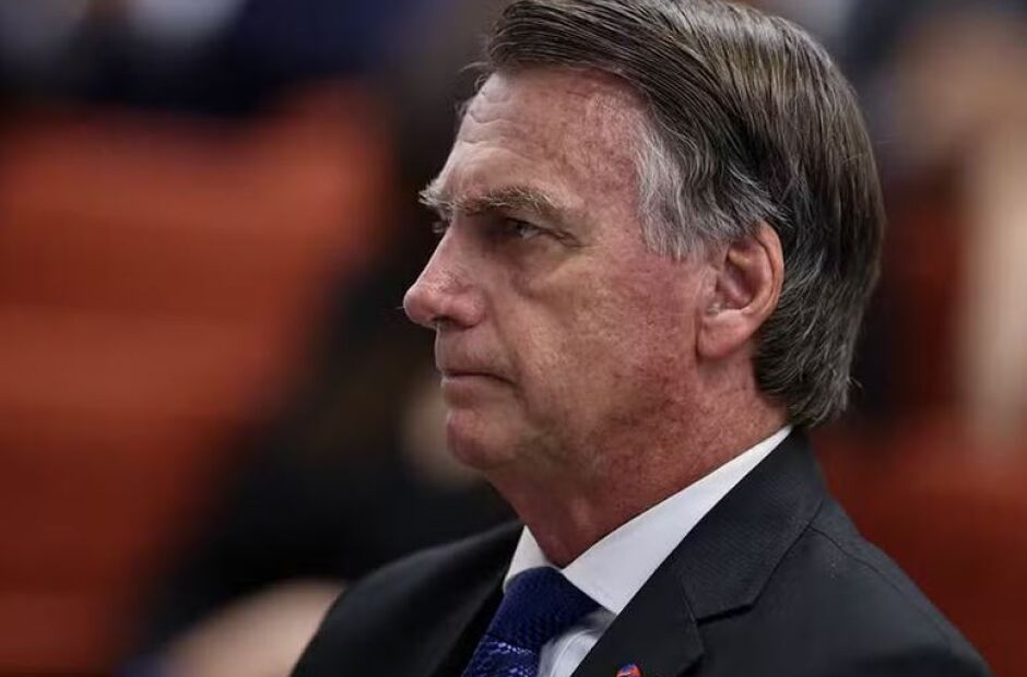 Bolsonaro diz não pensar em sair do Brasil para evitar prisão