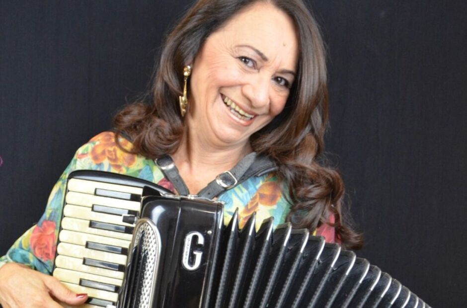 Terezinha do Acordeon segue inspirando toda uma nova geração de sanfoneiras