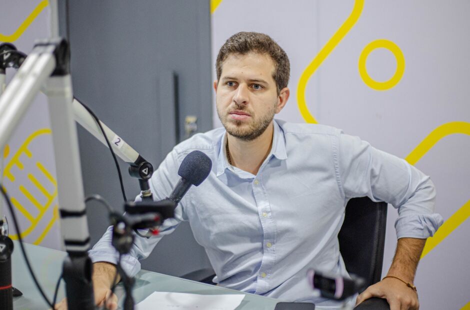 Pedro Campos nega antecipação do debate eleitoral em impasse na Assembleia.