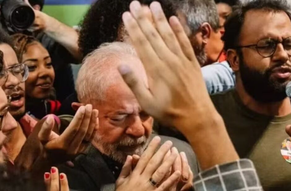 "Apocalipse nos Trópicos", cotado ao Oscar, vence duas categorias em prêmio internacional