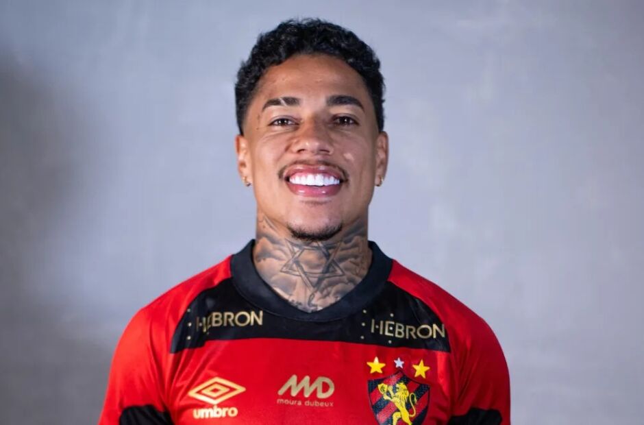 Sport oficializa contratação do meia-atacante Matheusinho