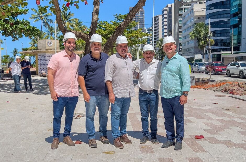 Câmara do Recife acompanha de perto requalificação da orla de Boa Viagem.