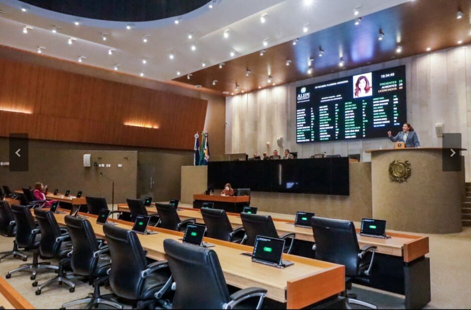Alepe autoriza governo a fazer outros dois empréstimos internacionais.