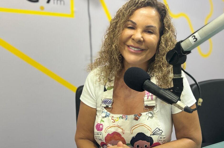Irah Caldeira apresenta projeto musical infantil "Turma da Irazinha"