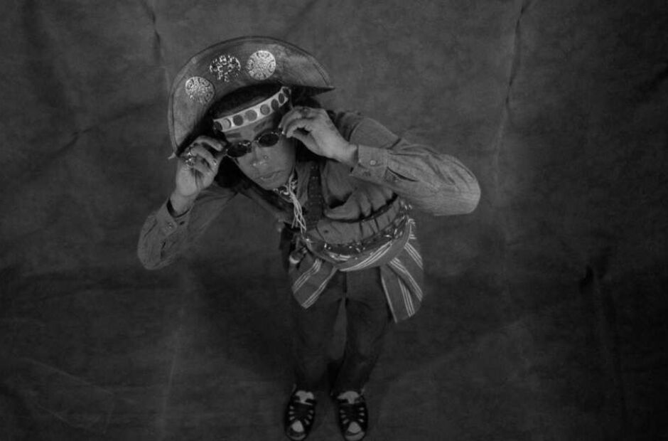 Mago de Tarso lan&ccedil;a a m&uacute;sica "Parasita", que conta com sample de Luiz Gonzaga 