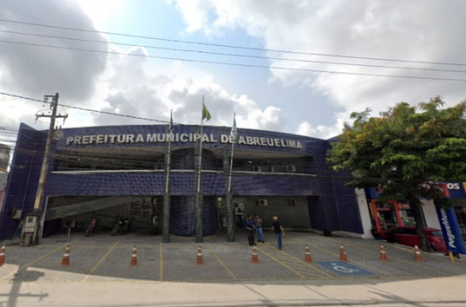 Abreu e Lima reabre inscrições para 19 vagas temporárias após erros em edital; confira.