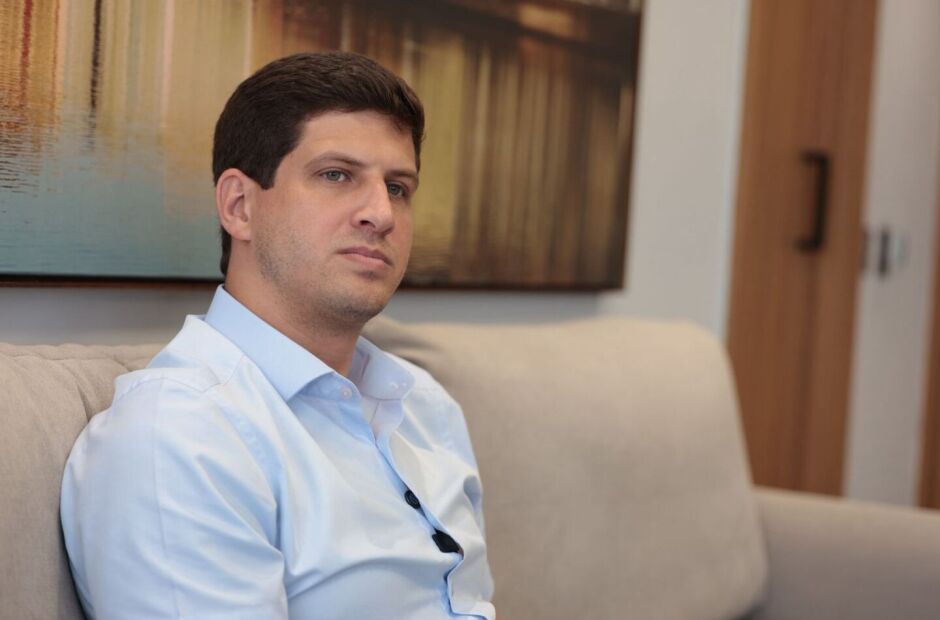 "É um caminho de muita harmonia e muita clareza", diz João Campos sobre relação com Lula.