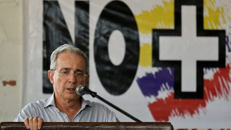 Ex-presidente da Colômbia Álvaro Uribe