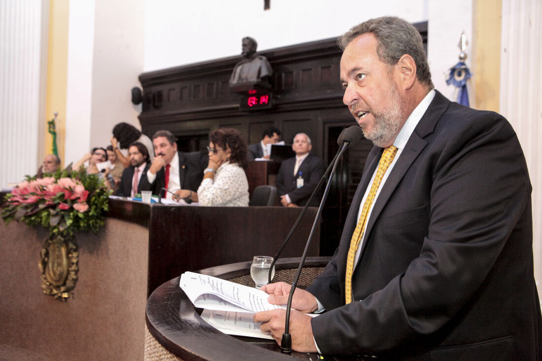 Álvaro Porto é deputado estadual pelo PSD