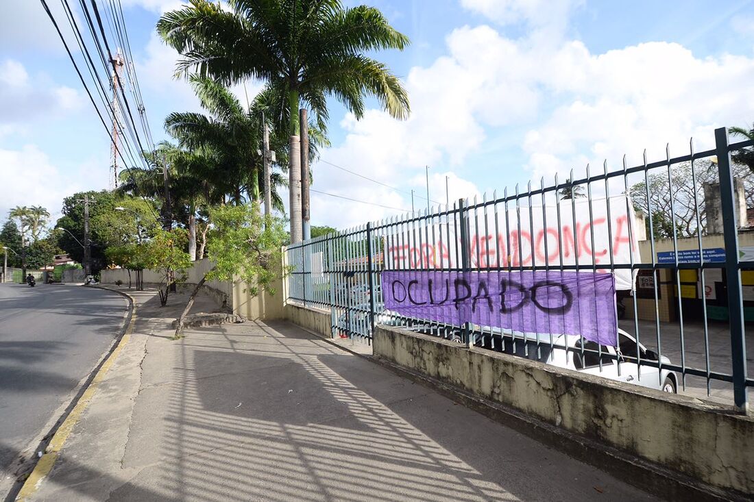 Escola é ocupada em Apipucos