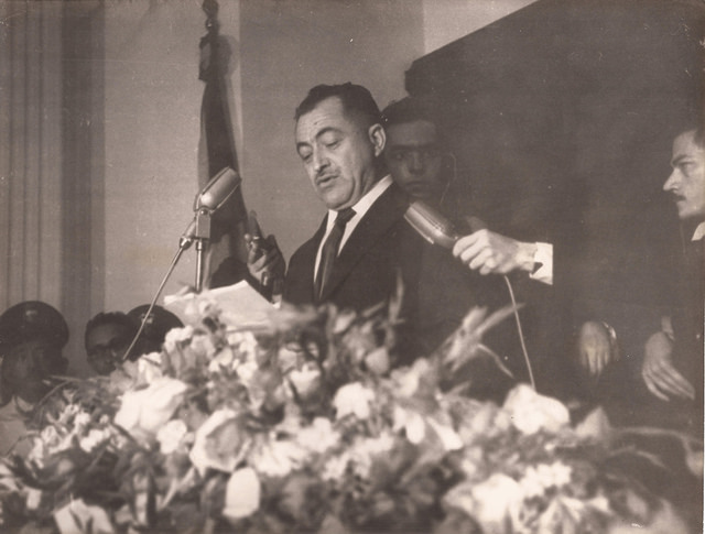 Ex-governador Miguel Arraes durante discurso na Alepe