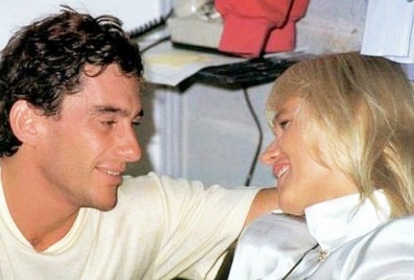 Ayrton Senna completaria 57 anos nesta terça-feira (21) e foi lembrado por Xuxa