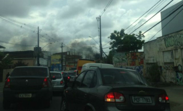 Trânsito na Dr. José Rufino