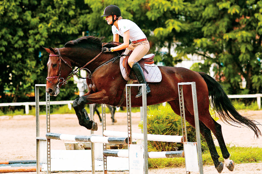 Uma das muitas atividades de hipismo que acontecem no Caxangá Golf & Country Club