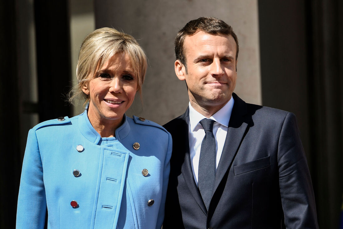 Macron vai apresentar "prova científica" de que sua esposa nasceu mulher à Justiça dos EUA