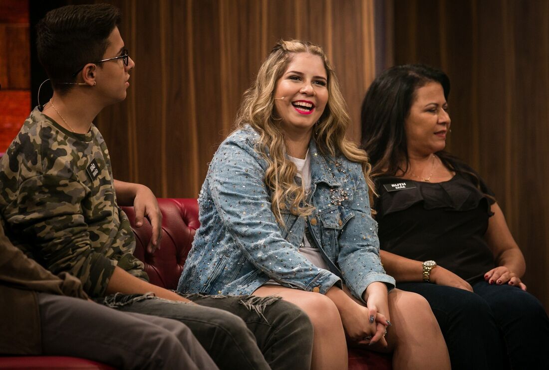 A cantora participou do programa com a família