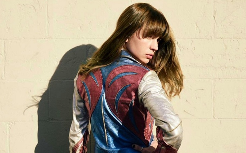 GirlBoss estreou no serviço de streaming no final de abriu e está deixando as fashionistas loucas