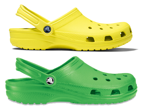 Sandália Crocs comemora 15 anos