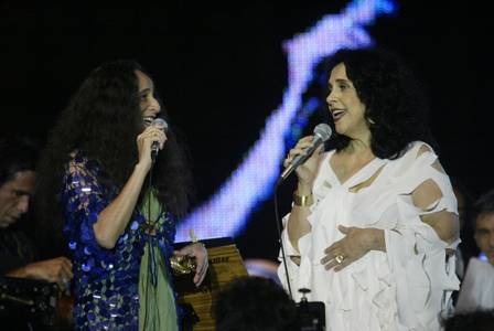 Bethânia e Gal em 2002, última vez que cantaram juntas