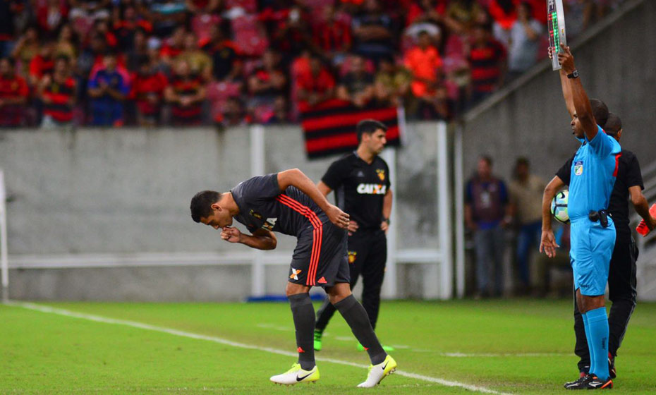 Cotada para o Senado, Ana ainda tem cinco anos no TCU