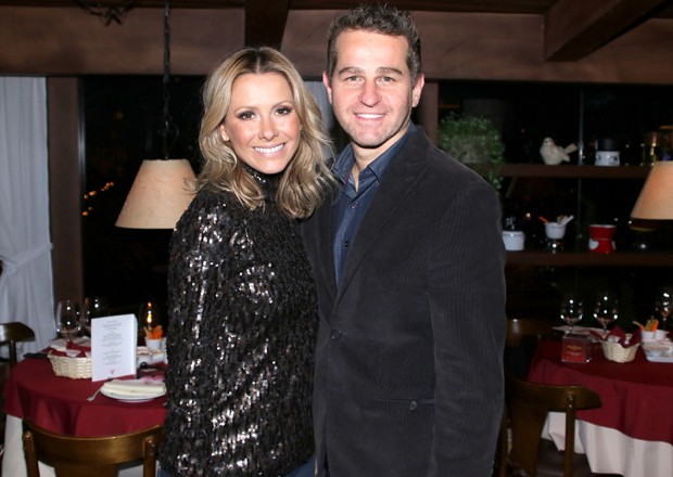 Monica e o esposo Afonso Nigro vêm falar sobre festas