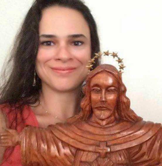 No fim de semana, ela criticou a atuação do padre Júlio na cracolândia, sob o argumento de que a distribuição de comida na região incentiva a criminalidade