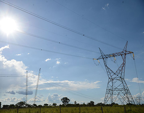 Linhas de transmissão