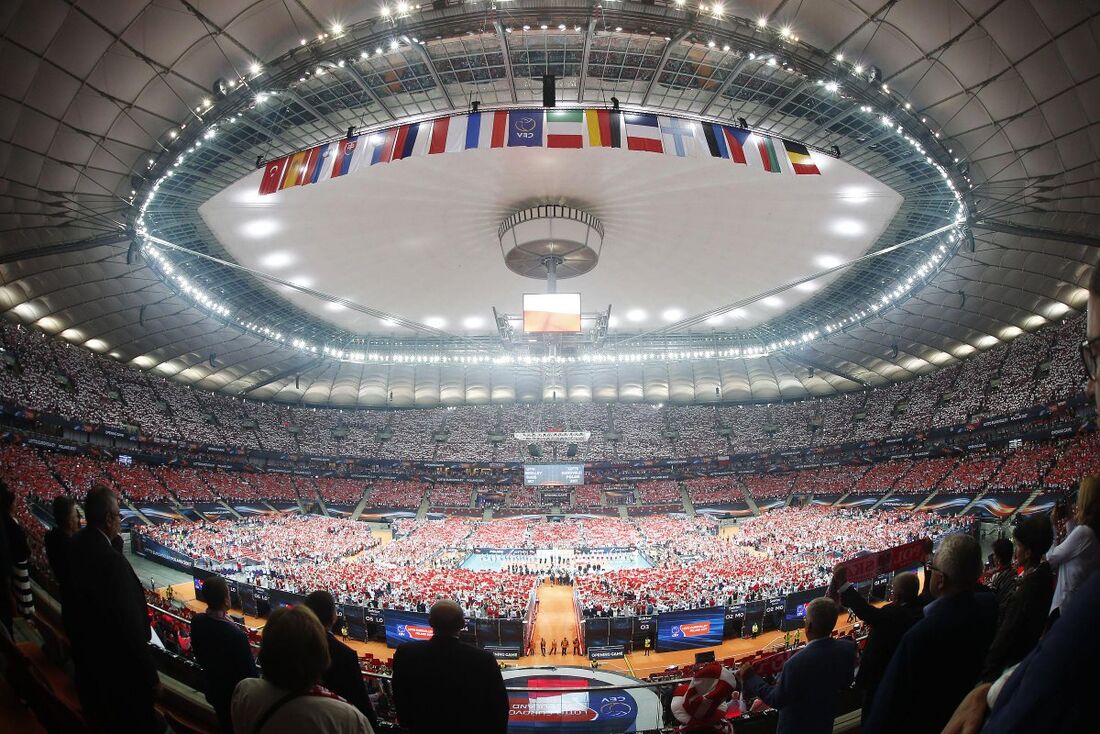 Panorâmica do Estádio Nacional de Varsóvia, na Polônia 