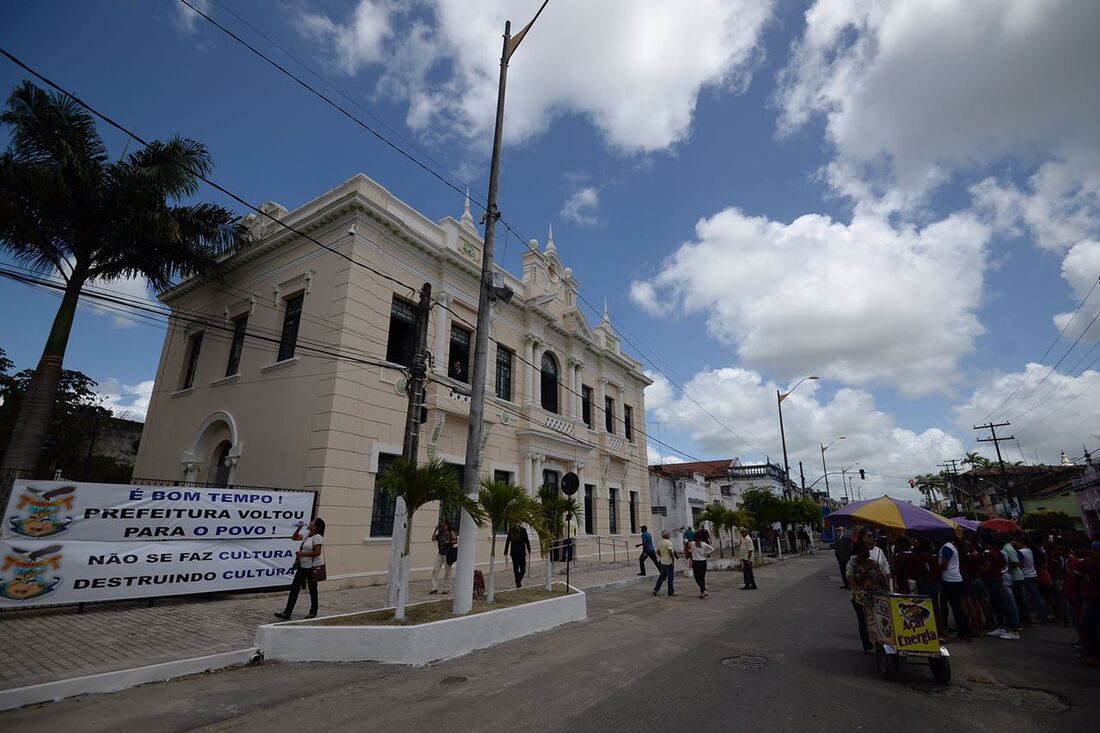 Prédio foi ocupado nesta segunda