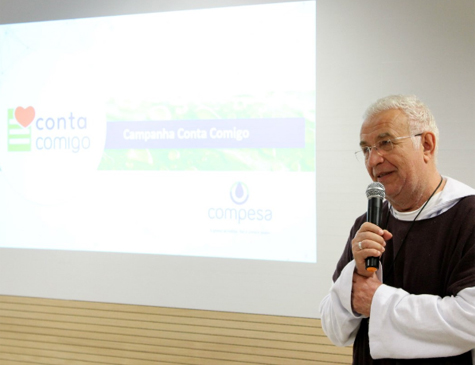 Padre Airton da Fundação Terra