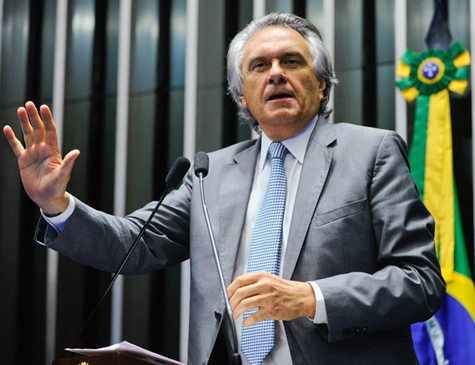 Ronaldo Caiado está clinicamente estável e previsão de alta será conforme evolução do quadro de saúde. 