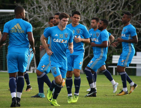 Jogadores do Sport na movimentação desta terça-feira (12)