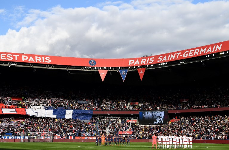 Estádio Parc des Princes, durante jogo do Campeonato Francês