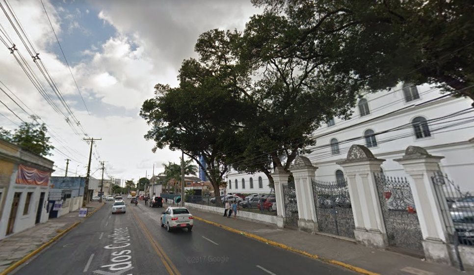 Obra na Rua dos Coelhos