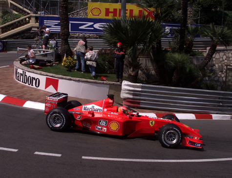 Michael Schumacher em ação no GP de Monaco de 2001
