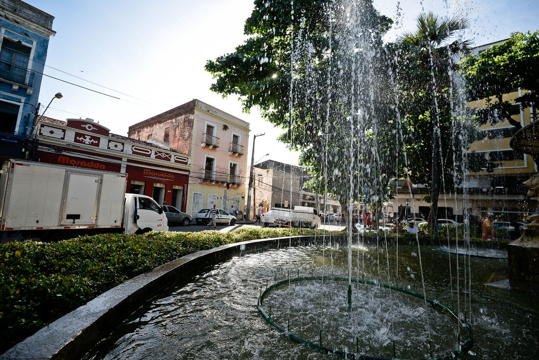 Praça Maciel Pinheiro, no Recife