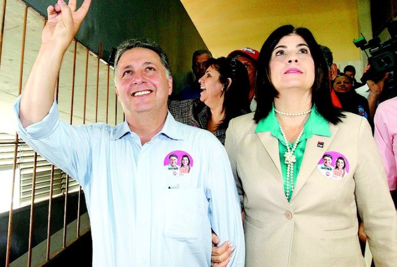 Rosinha sai da prisão