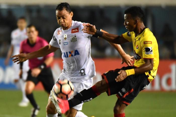 Atacante Ricardo Oliveira