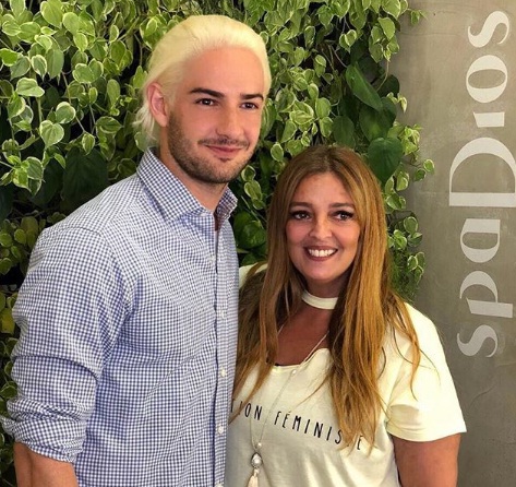 O jogador mostrou o novo visual nesta quinta-feira (21)