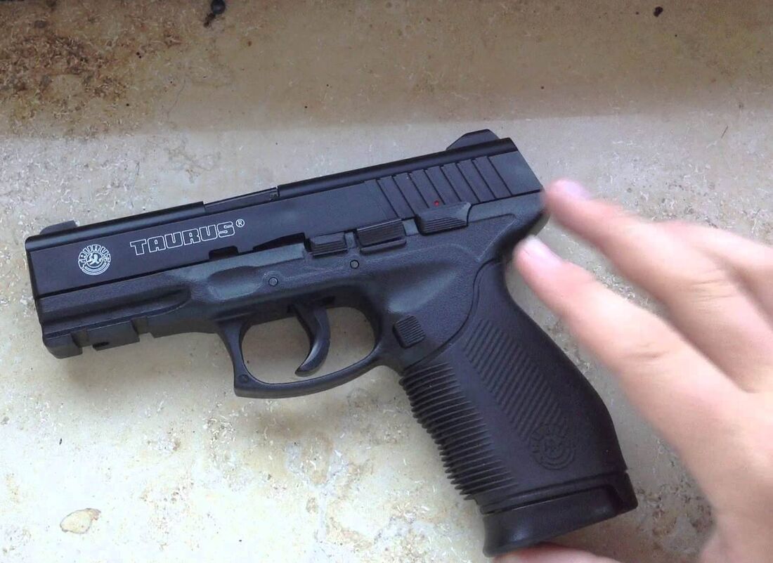 Pistola PT 24/7 da Taurus