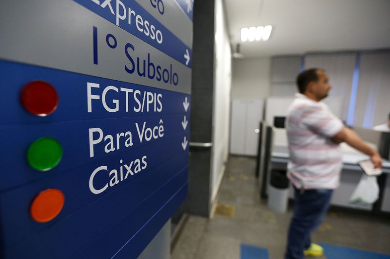 Calendário para saque do FGTS será divulgado até 1º de fevereiro