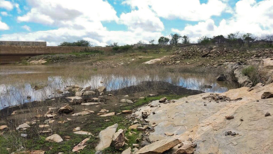 No último registro feito pela Folha de Pernambuco, o local estava quase seco