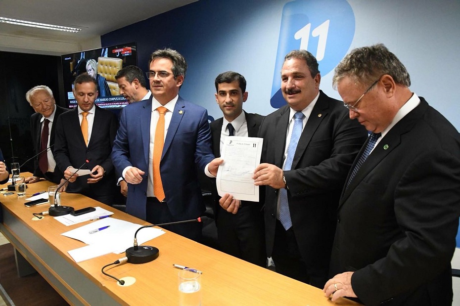 Eriberto Medeiros durante ato de filiação, em Brasília