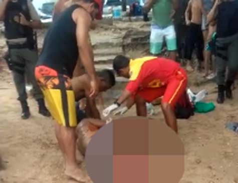 Vítima de ataque de tubarão é socorrida em Piedade