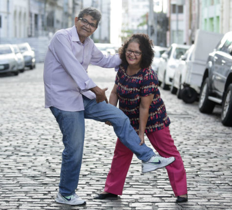 Jota Ferreira, autor do texto, e Marise Rodrigues, gerente da Rádio Folha 96.7 FM