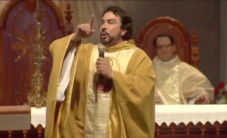 Padre disse ainda que se desculpou com o babalorixá Ivanir dos Santos