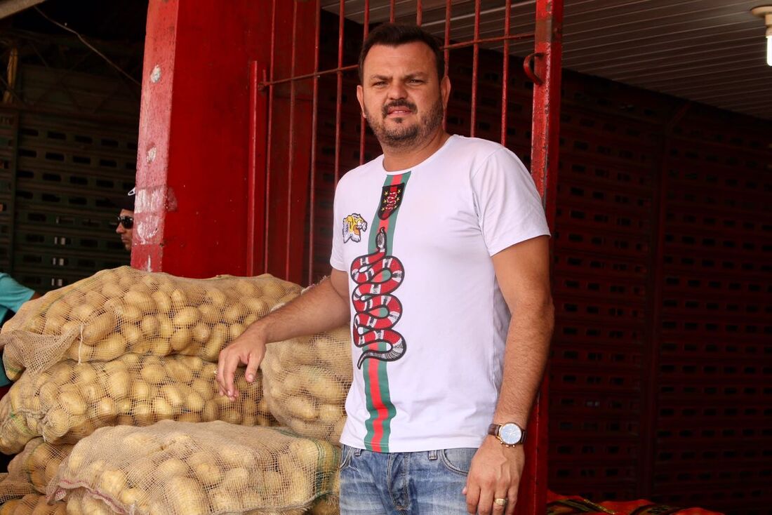 Comerciante Xinxa Goes, conhecido como Xinxa da Cebola