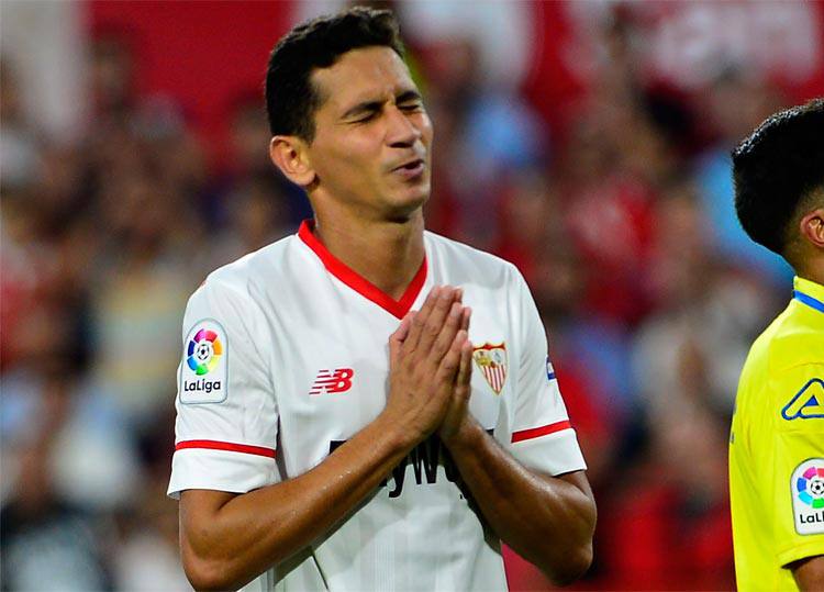 Ganso não mostrou no Sevilla o bom futebol que mostrou para o Brasil quando surgiu no Santos